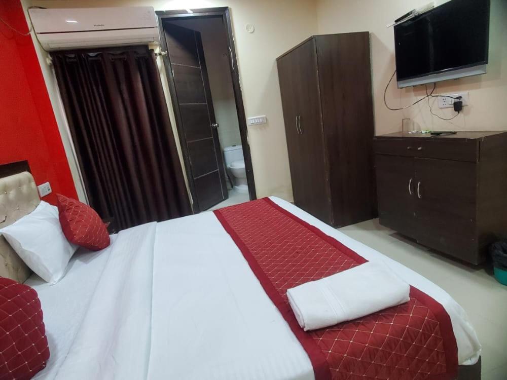 T Palace Mahipalpur New Delhi